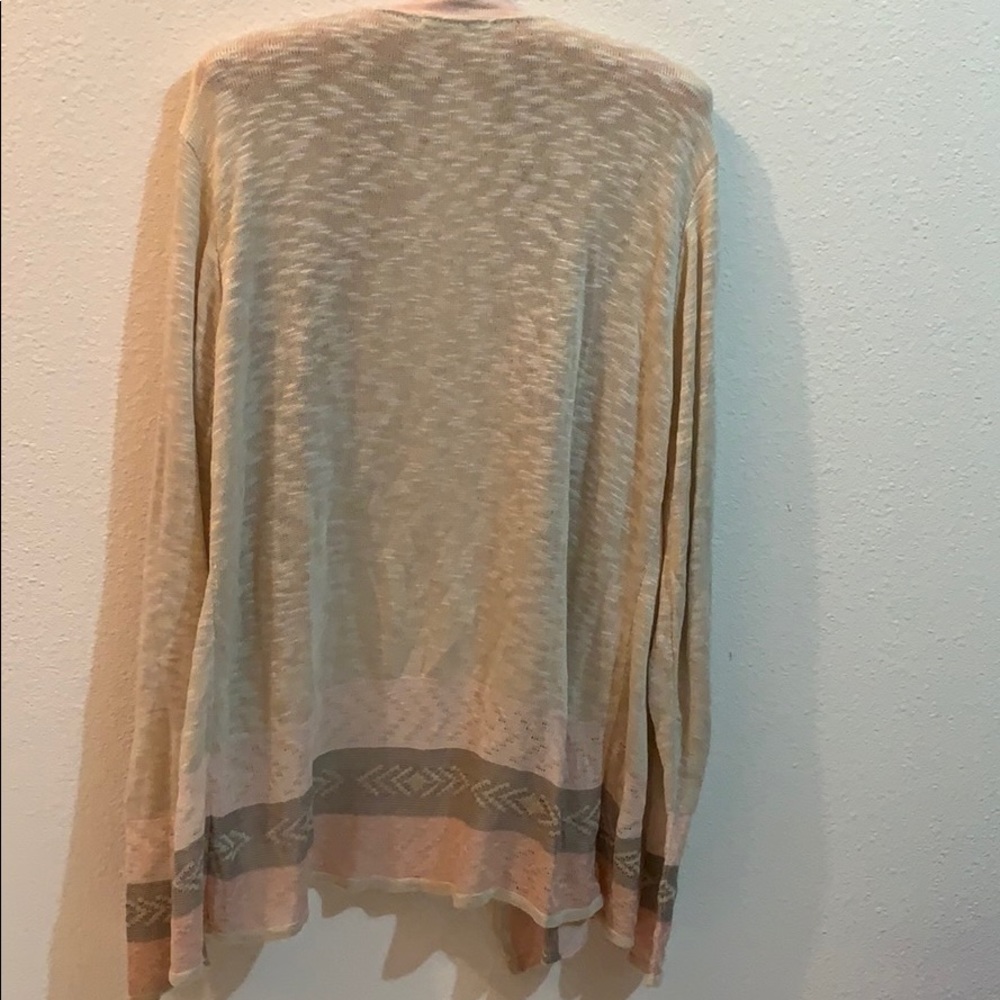 Maurices light sweater - Picture 2 of 6